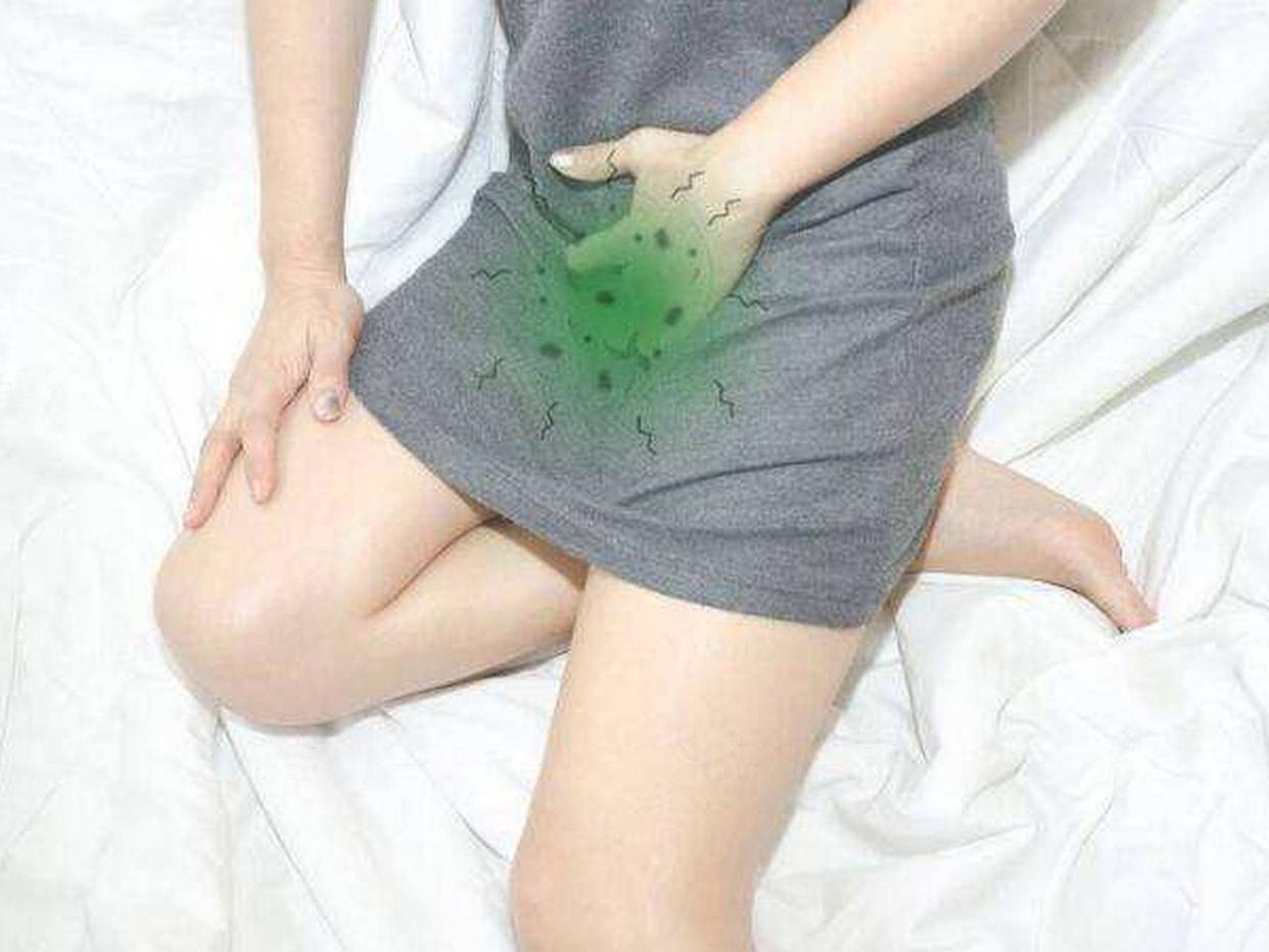 女人底下瘙痒是怎么回事,女人瘙痒难忍怎么回事