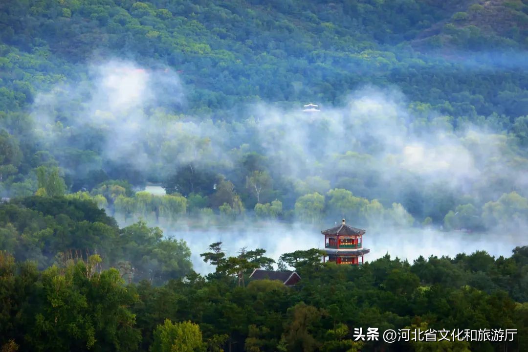 中国夏季避暑胜地排名前十,中国十大避暑胜地第一名你想不到