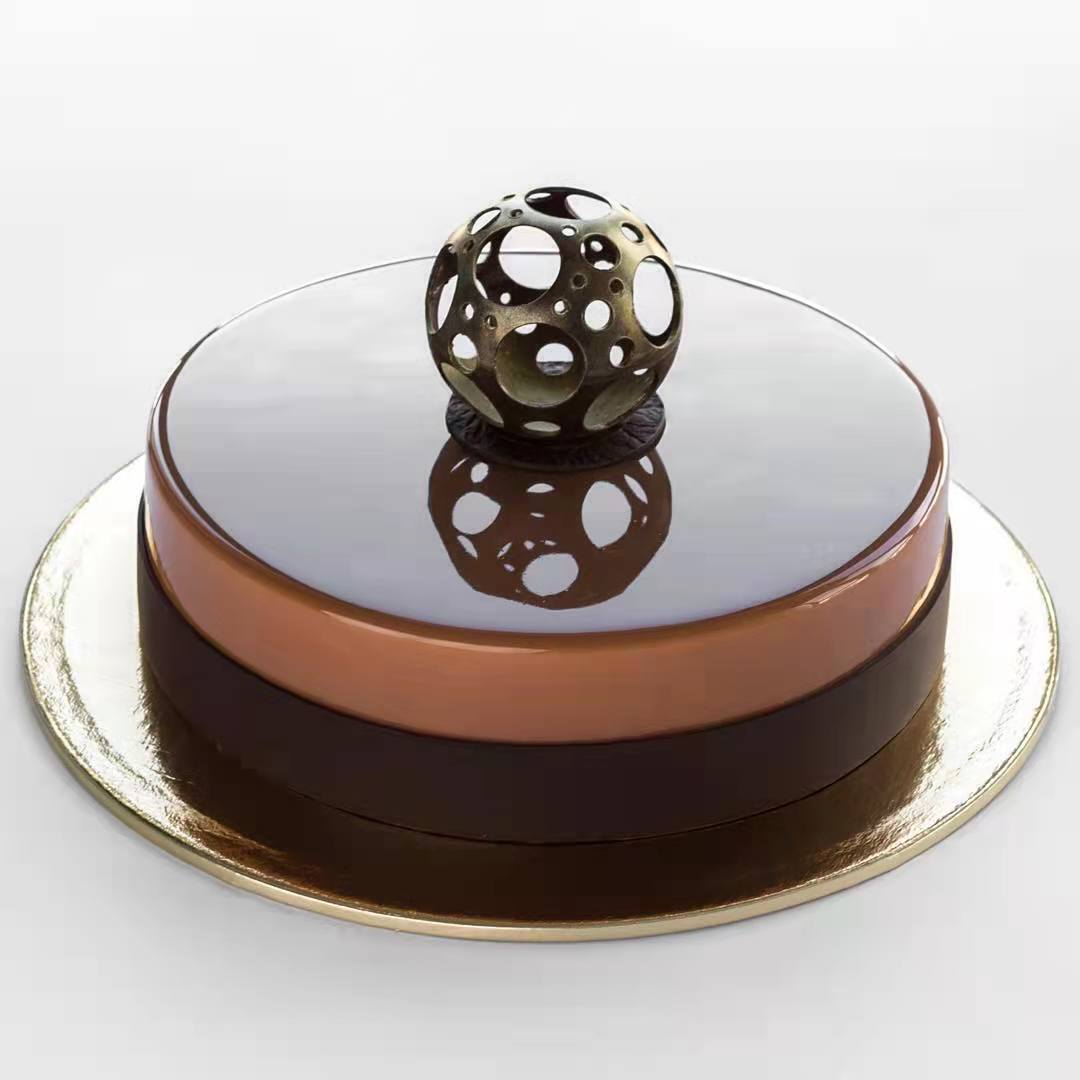 价值2000元的完美镜面蛋糕有多美？顶级镜面蛋糕设计欣赏
