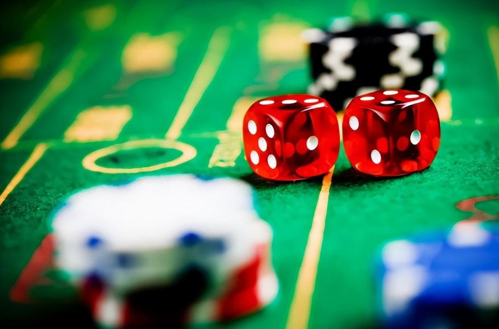 男子彩票被冒领案已宣判,80后年轻人利用彩票一年获利80亿