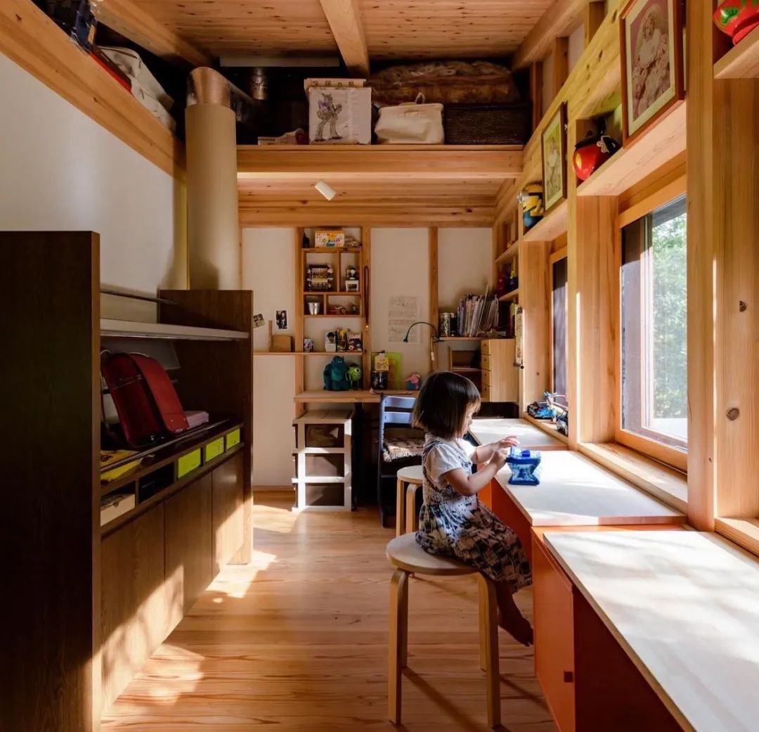 鏃ユ湰涓夎儙,鏃ユ湰涓夎儙瀹跺涵