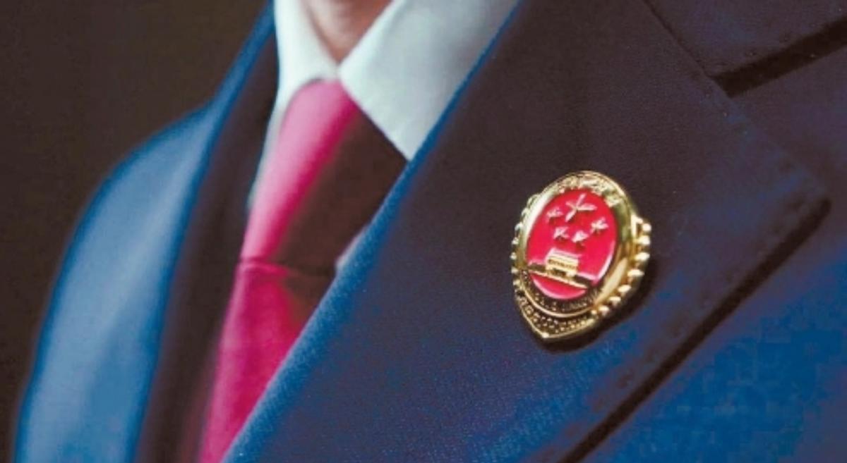 安徽一地多人遭雷击2人身亡,2003年安徽村民遭雷劈死亡