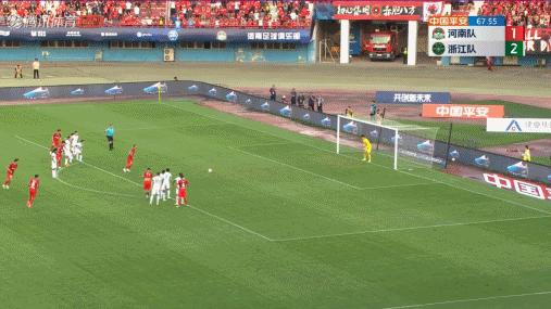 鲁能泰山上港陈蒲进球,陈蒲补时凌空斩破门