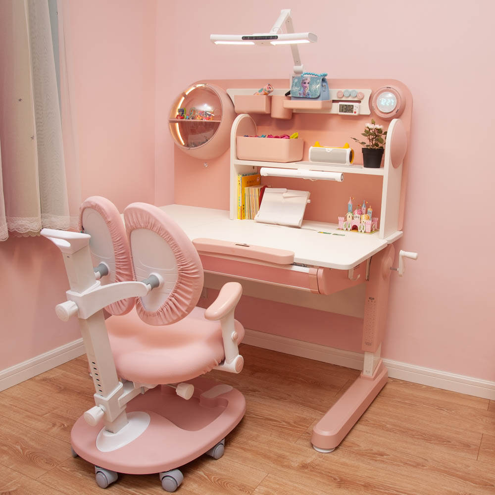 黑白调儿童桌椅——星空号评测帮助孩子养成良好坐姿习惯