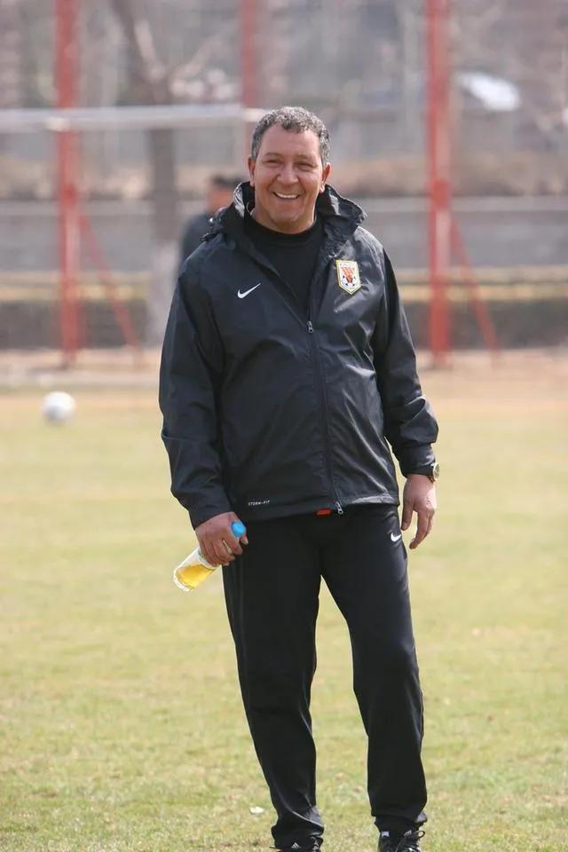 山东鲁能历史上最大最大牌教练,鲁能泰山历届教练