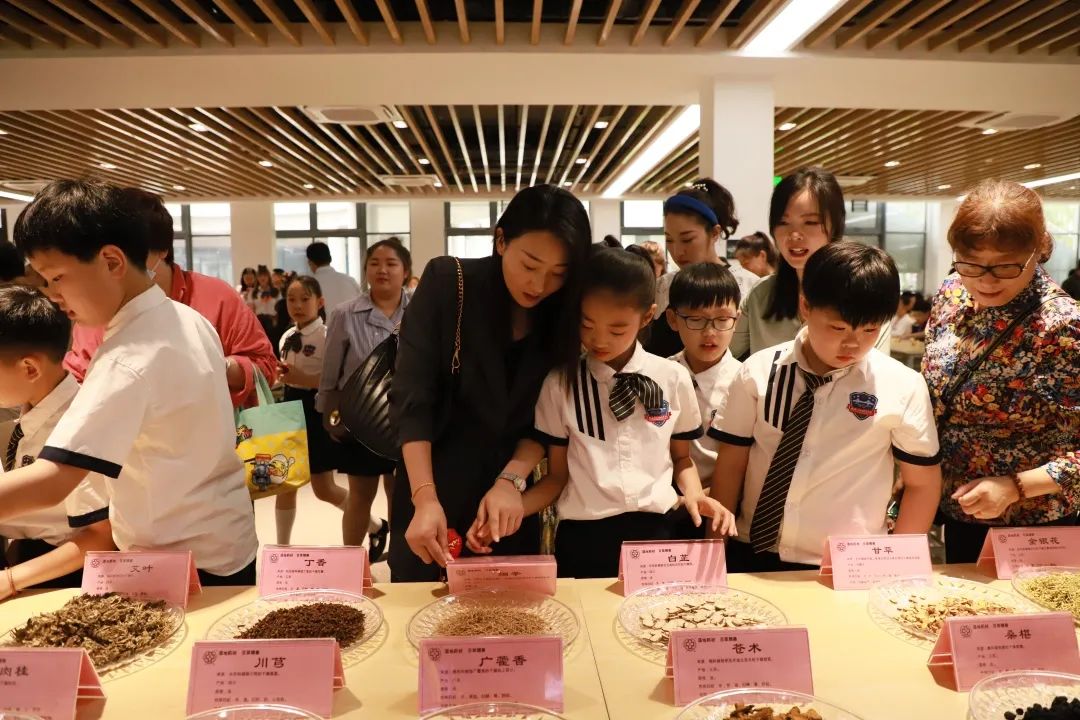 一年一季的国际儿童节,国际儿童节日历