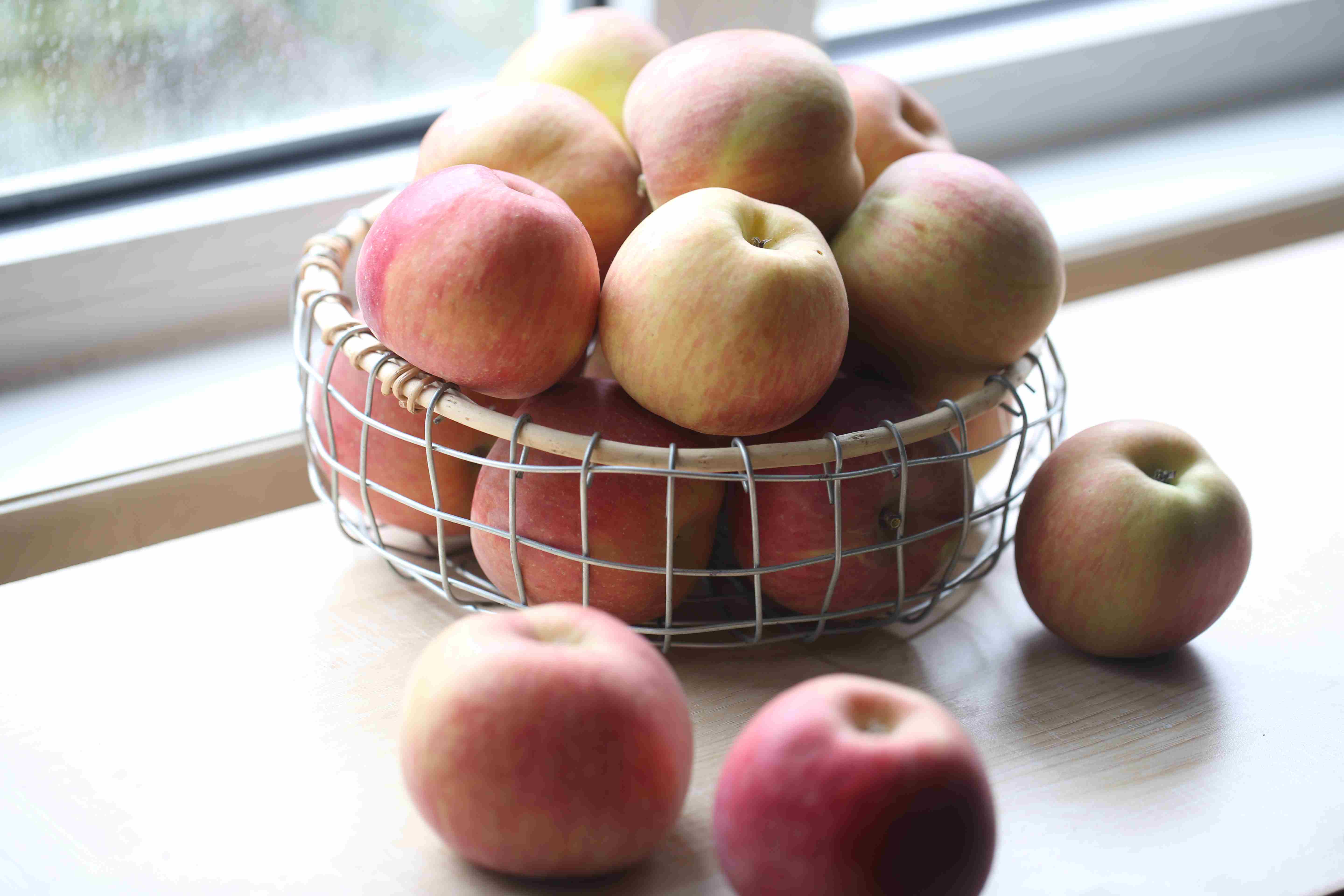 新疆水果中哪些水果最好吃最有名,两种新疆的特色水果