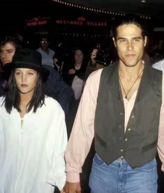 猫王女儿回忆迈克尔杰克逊,猫王女儿与迈克尔杰克逊的故事