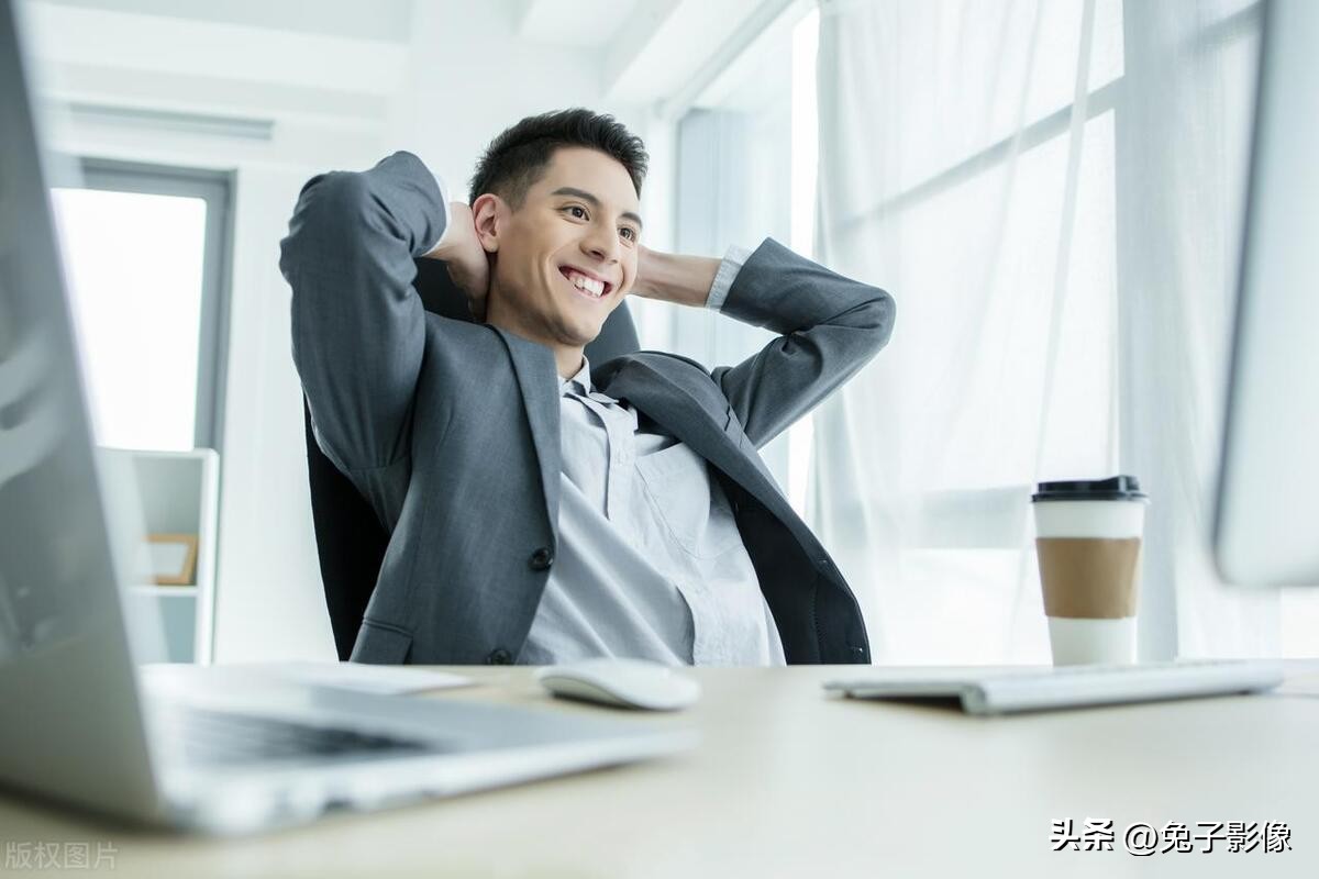 财经小白创业,通缩应该做什么生意