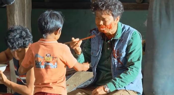 八角笼中的王宝强到底有多强,八角笼中王宝强几个动容的镜头