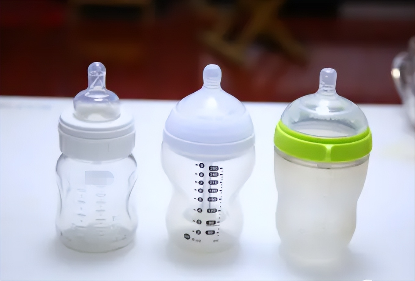 宝宝奶瓶一般用多久换一次,宝宝奶瓶用多长时间更换新的