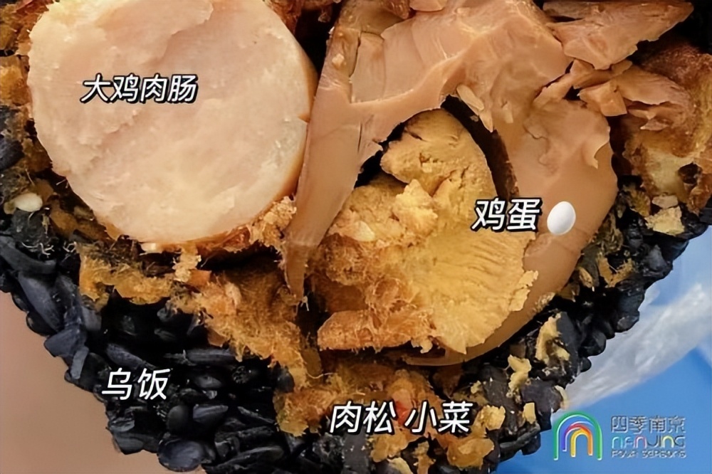 去南京最建议吃什么美食,去南京吃的美食攻略