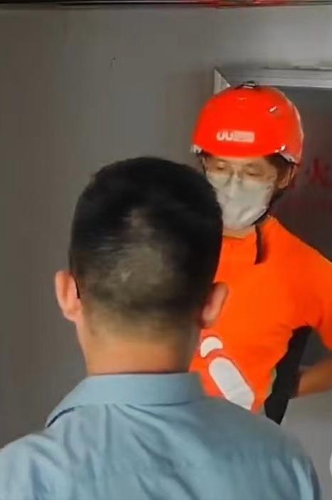 跑腿接单小哥,在网上接单跑腿