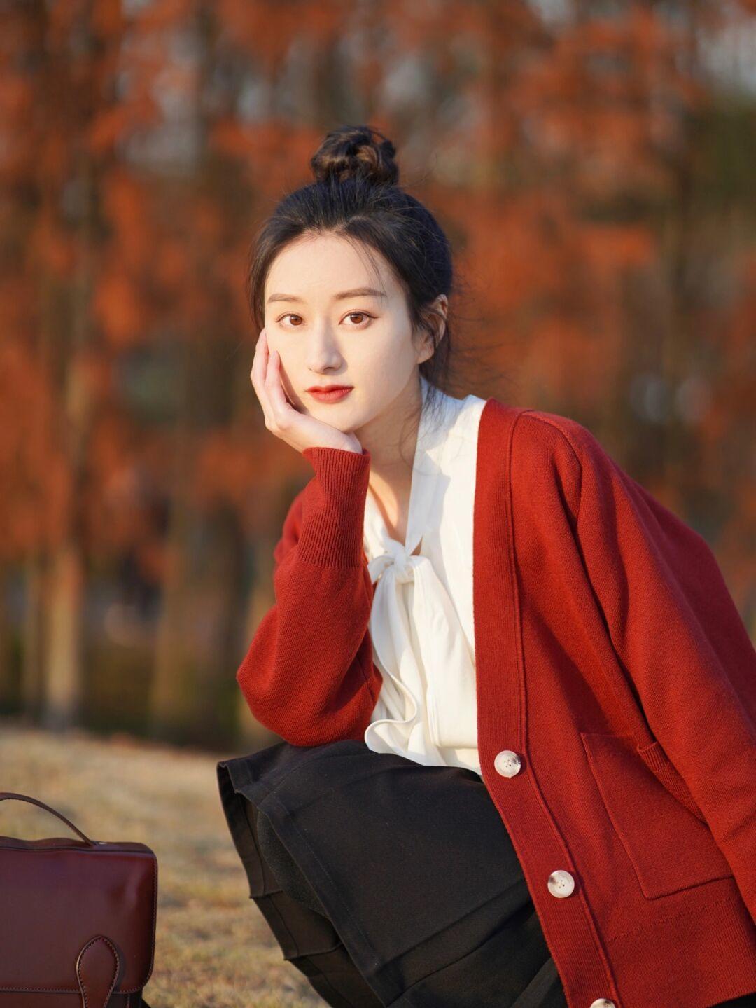 开衫毛衣宽松慵懒风内搭推荐,慵懒大版宽松毛衣开衫怎么搭配