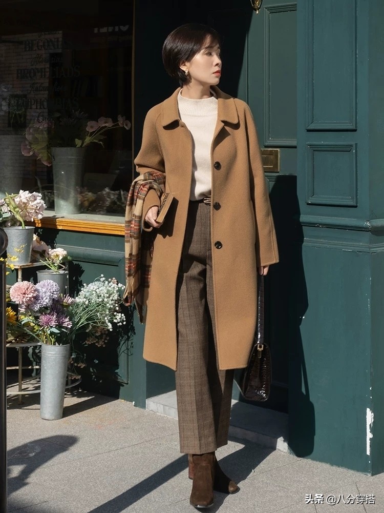 今年冬季流行穿这几款“大衣”，优雅保暖有气场，普通人也能驾驭