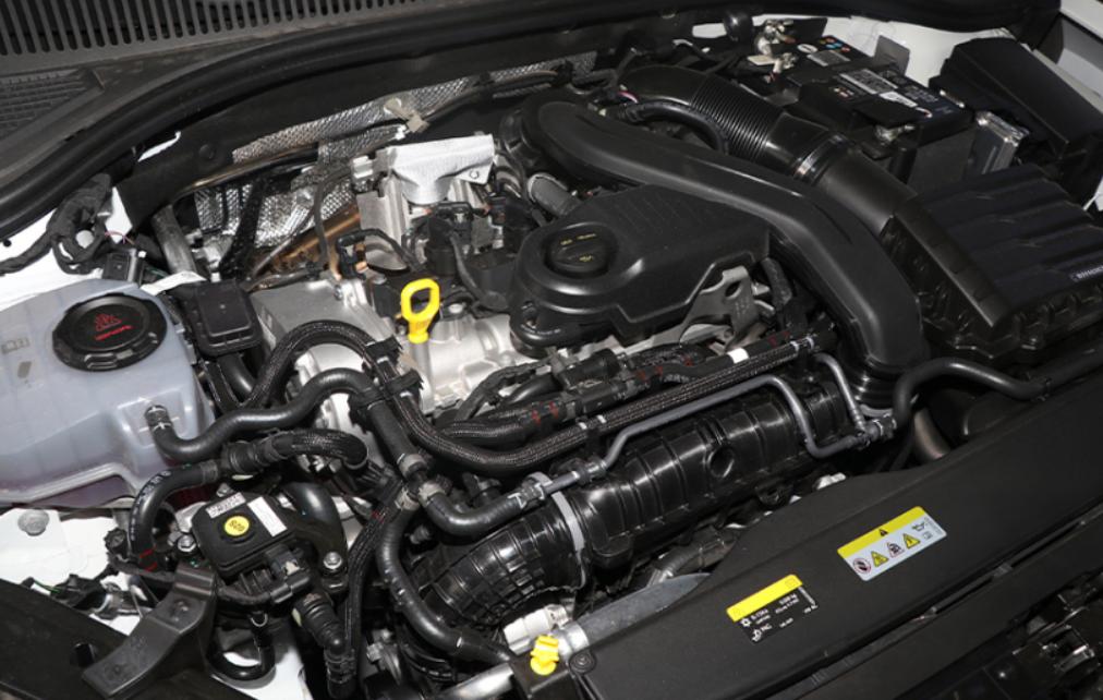 全新速腾2019款评测,中庸沉稳速腾