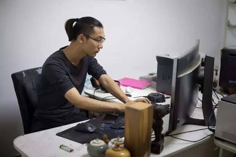 创业卖内衣年入百万,90后卖内衣一个月回本20万