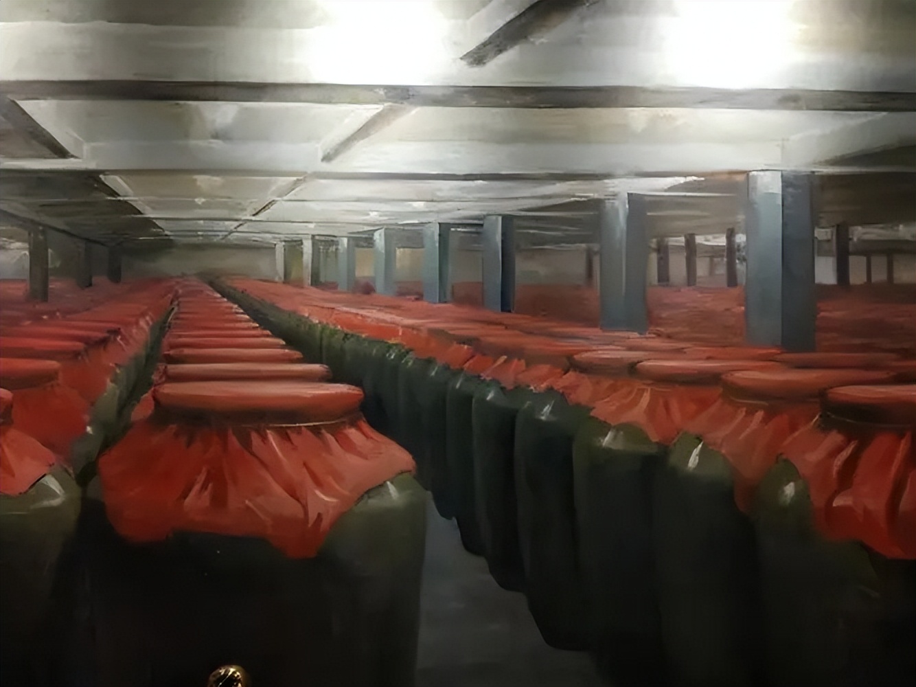 97香港回归特制公斤赖茅:一瓶2斤装,市场价究竟多少钱一瓶?