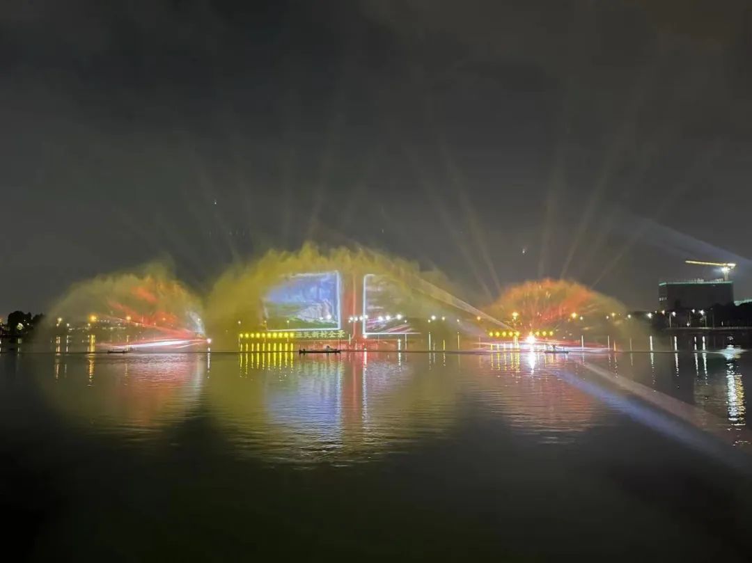 东莞城市学院citywalk,来东莞读书