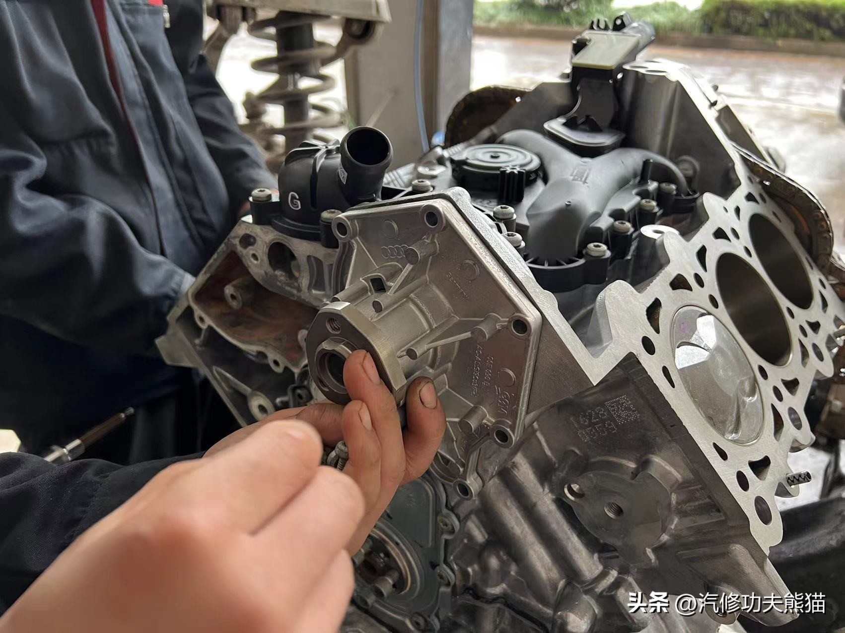 翻新60年前的奥迪,老车翻新奥迪a6发动机