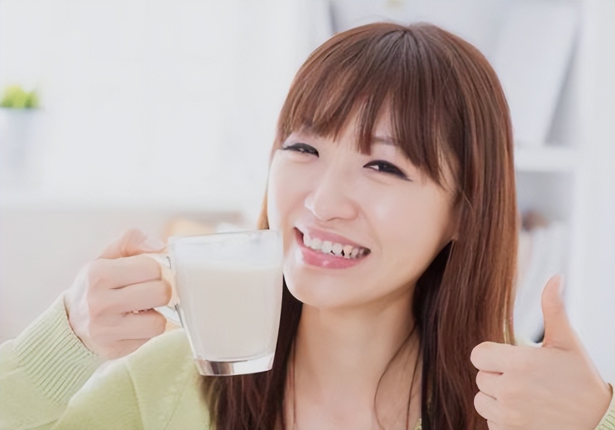 女性洗完澡身上酸臭,女性为什么会有异味用什么药