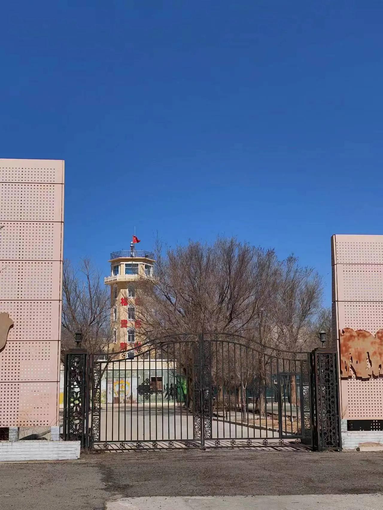 二连浩特出国门一日游,游内蒙古自治区二连浩特国门