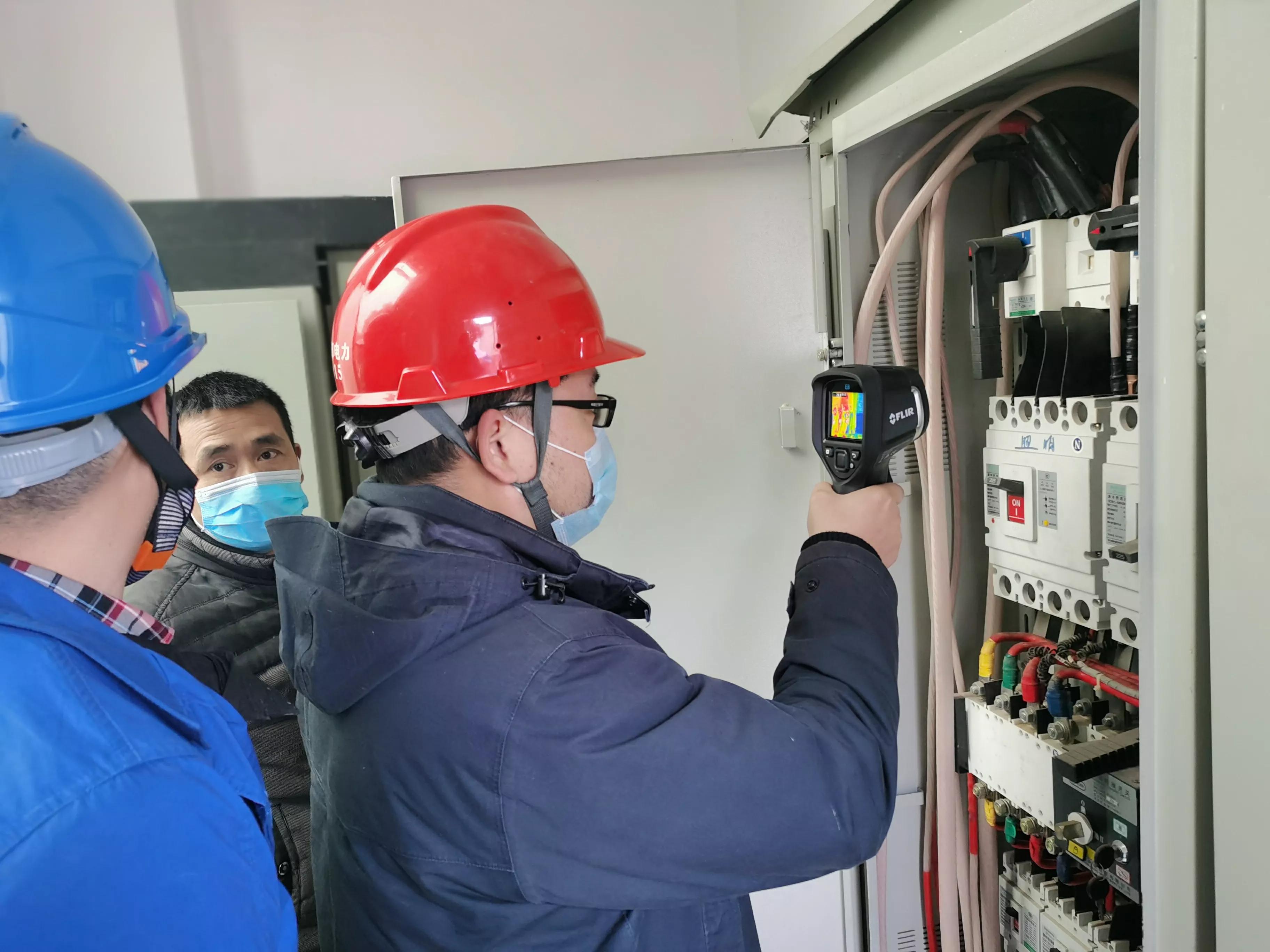 供电公司开展春节送温暖走访慰问,供电所元旦前走访大用户