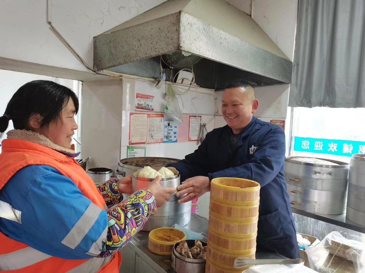 雍月飞简介,雍月飞文章