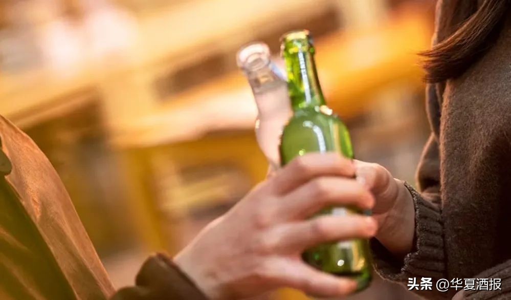 迷你白酒为什么这么受欢迎,迷你酒有价值吗