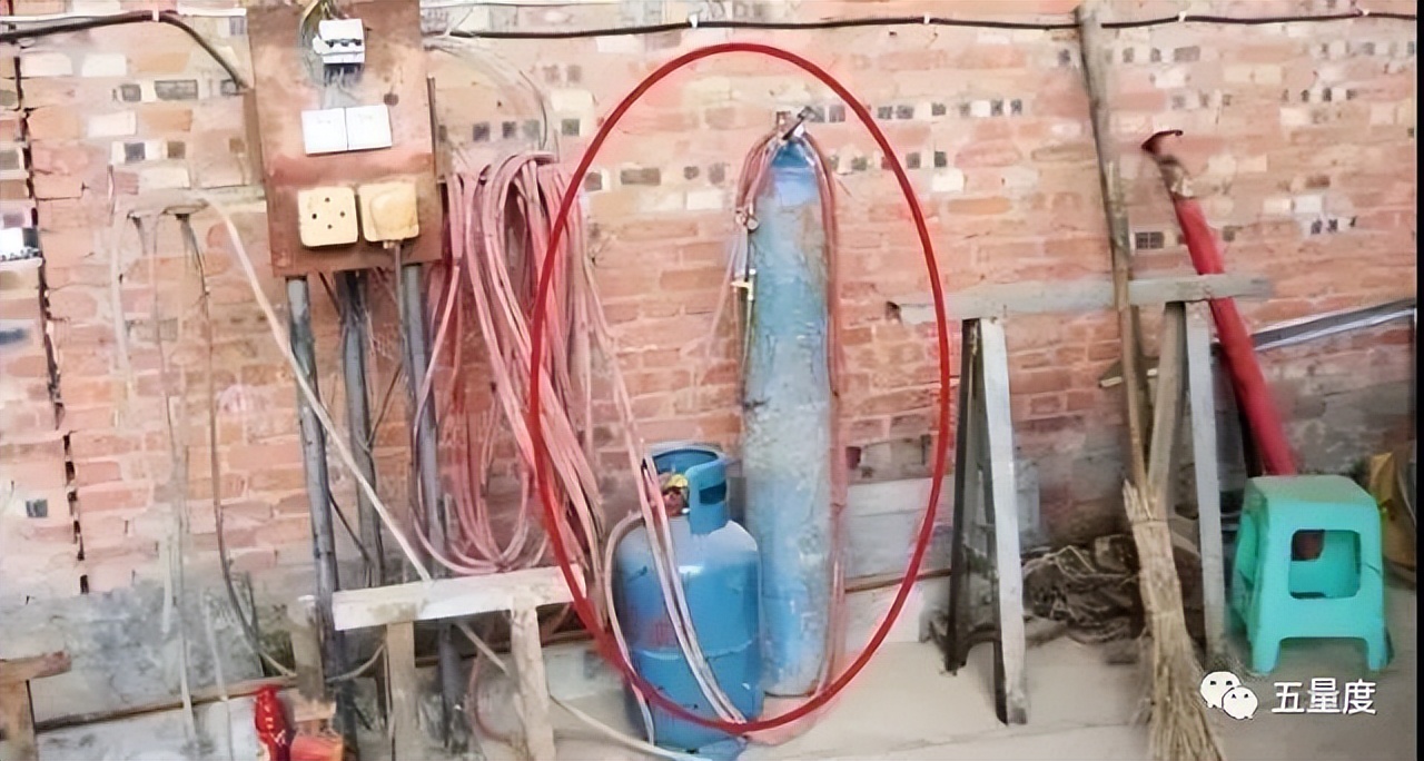 气瓶未设置防倾倒措施处罚,气瓶无防倾倒措施归谁管理