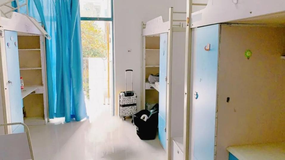 占地7000亩有五个地铁站的大学,重庆地铁4号线直达重庆图书馆