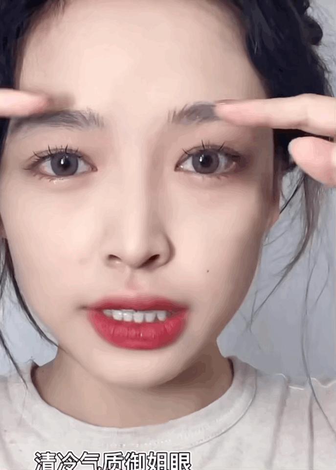 五官乱飞学爱豆表情管理,五官乱飞表情管理