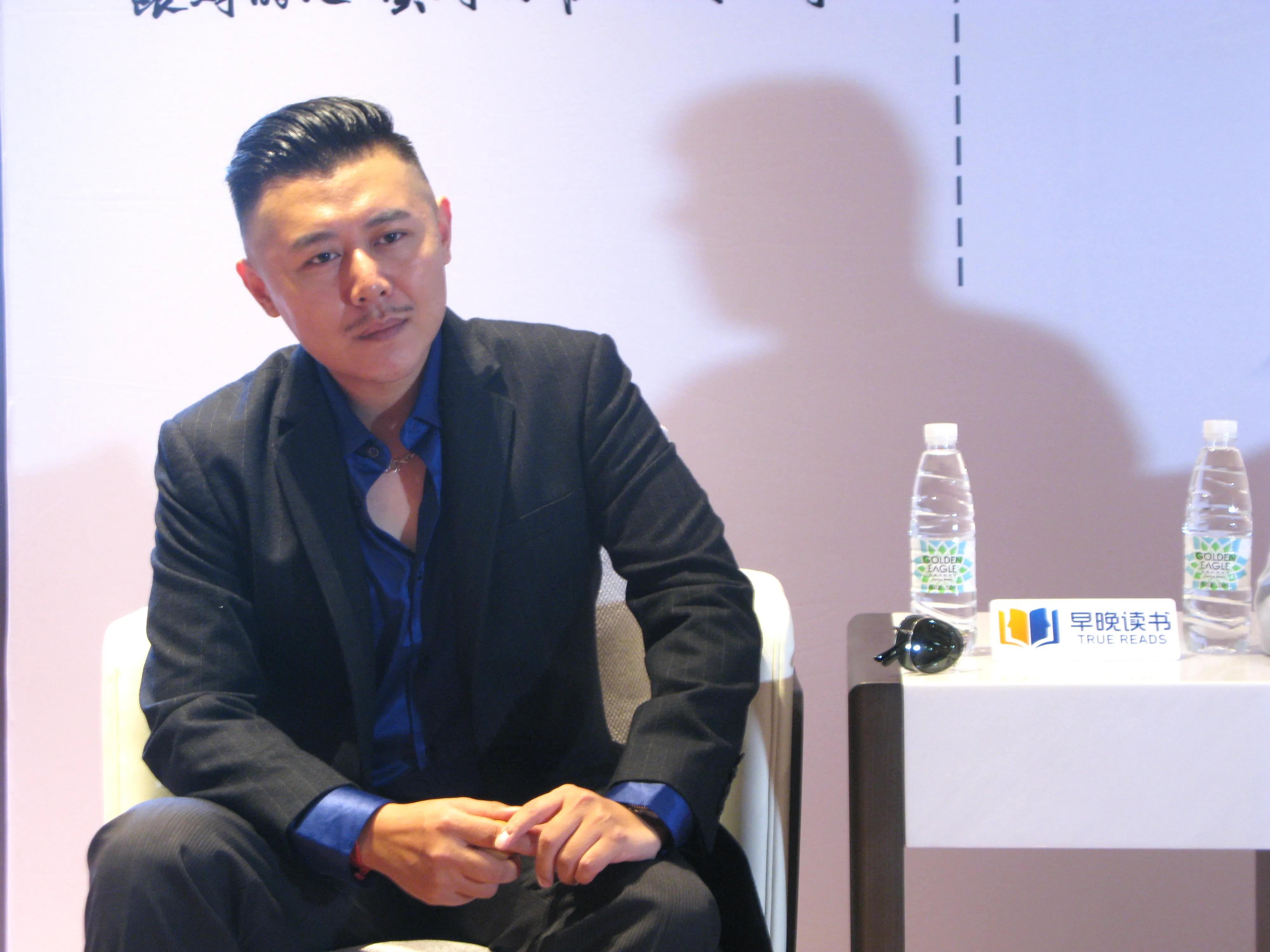 余华和莫言关系怎么那么好,从作家余华到网红余华