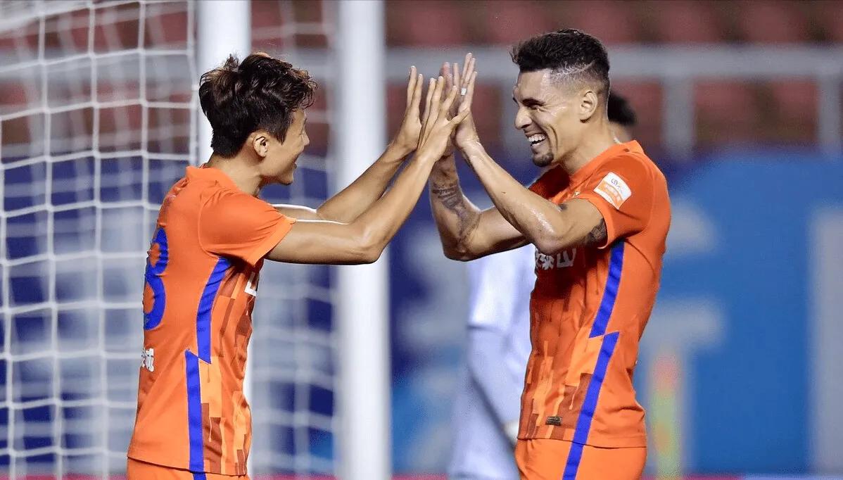 得中场者得天下，中超新赛季将迎群雄逐鹿，刚柔并济看谁领风骚