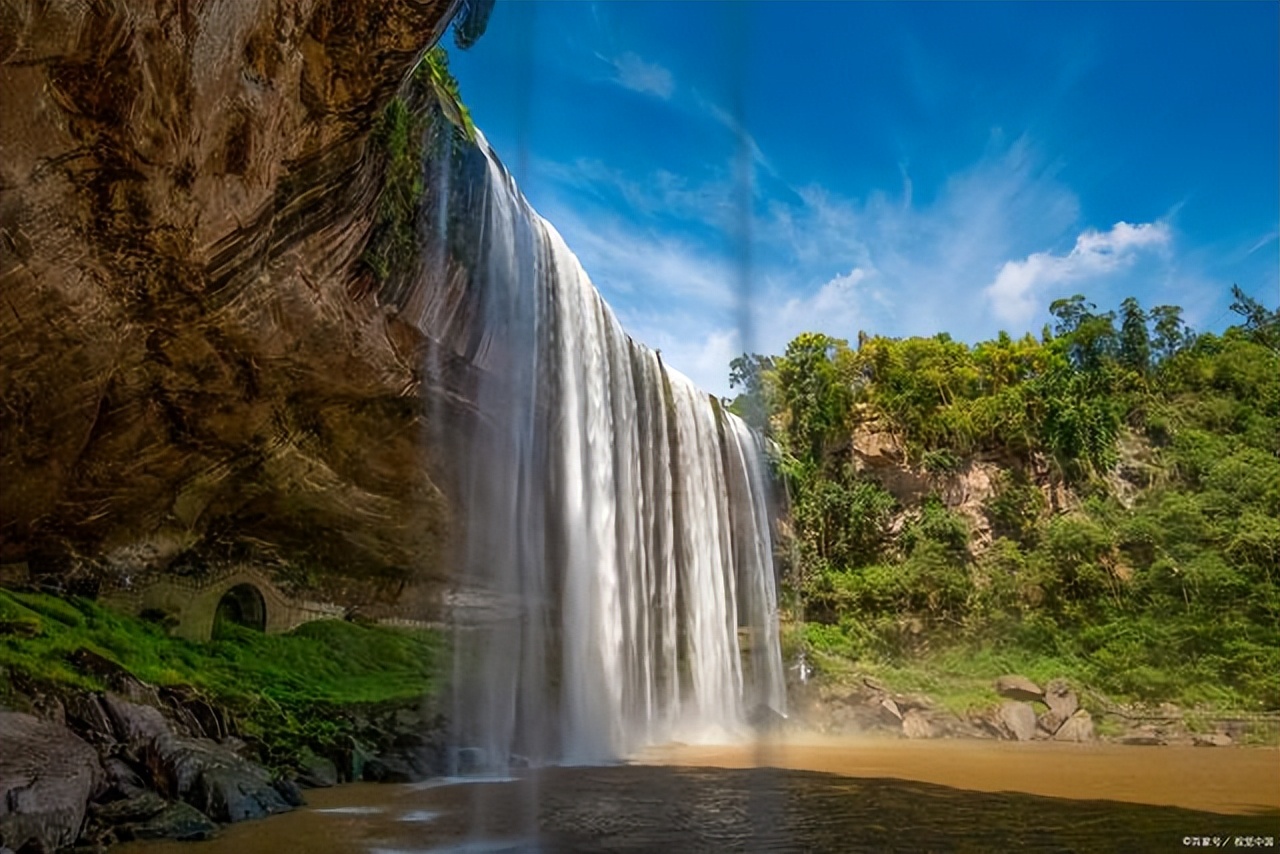 重庆小香港山城,重庆的小香港是哪个区