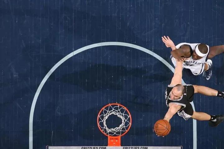 马刺50号球员,马刺吉诺比利职业生涯场均