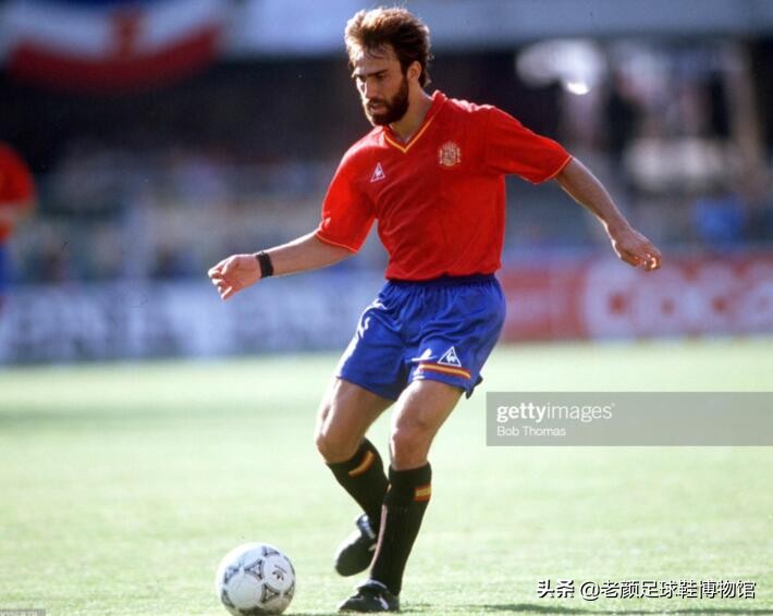 难道是卡尔美的错，被银河战舰坑惨的球员，为什么都穿joma球鞋