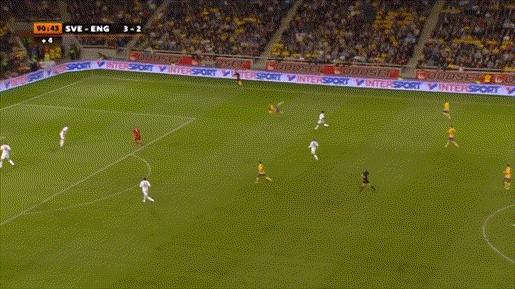 伊布自称上帝是在吹牛？不，他只是谦虚