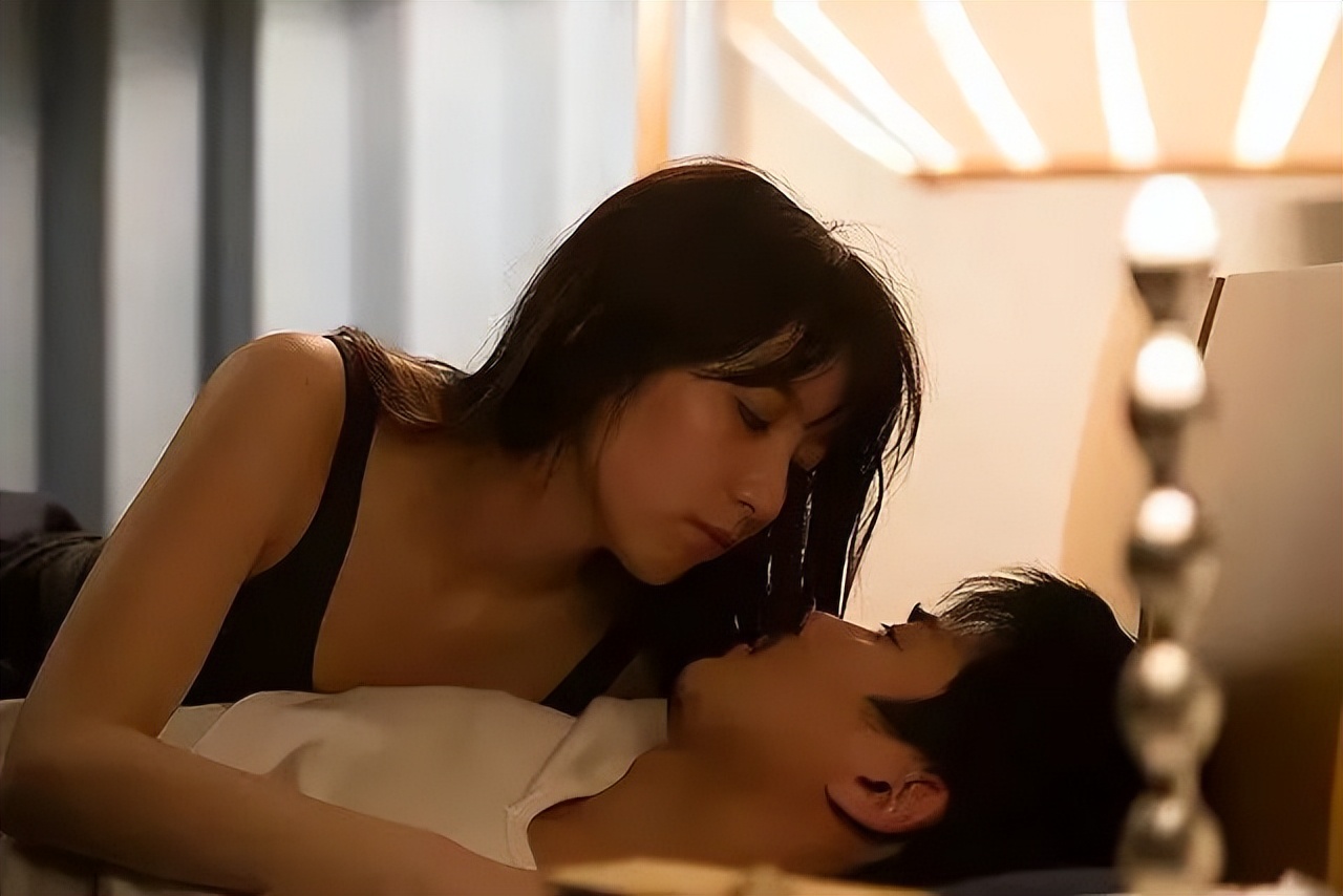 今天在网上看到一篇关于年轻人对性的需求写的很好，转发给大家