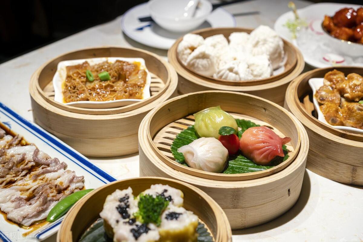 女生怎么开店,开一家糕点店收益怎么样