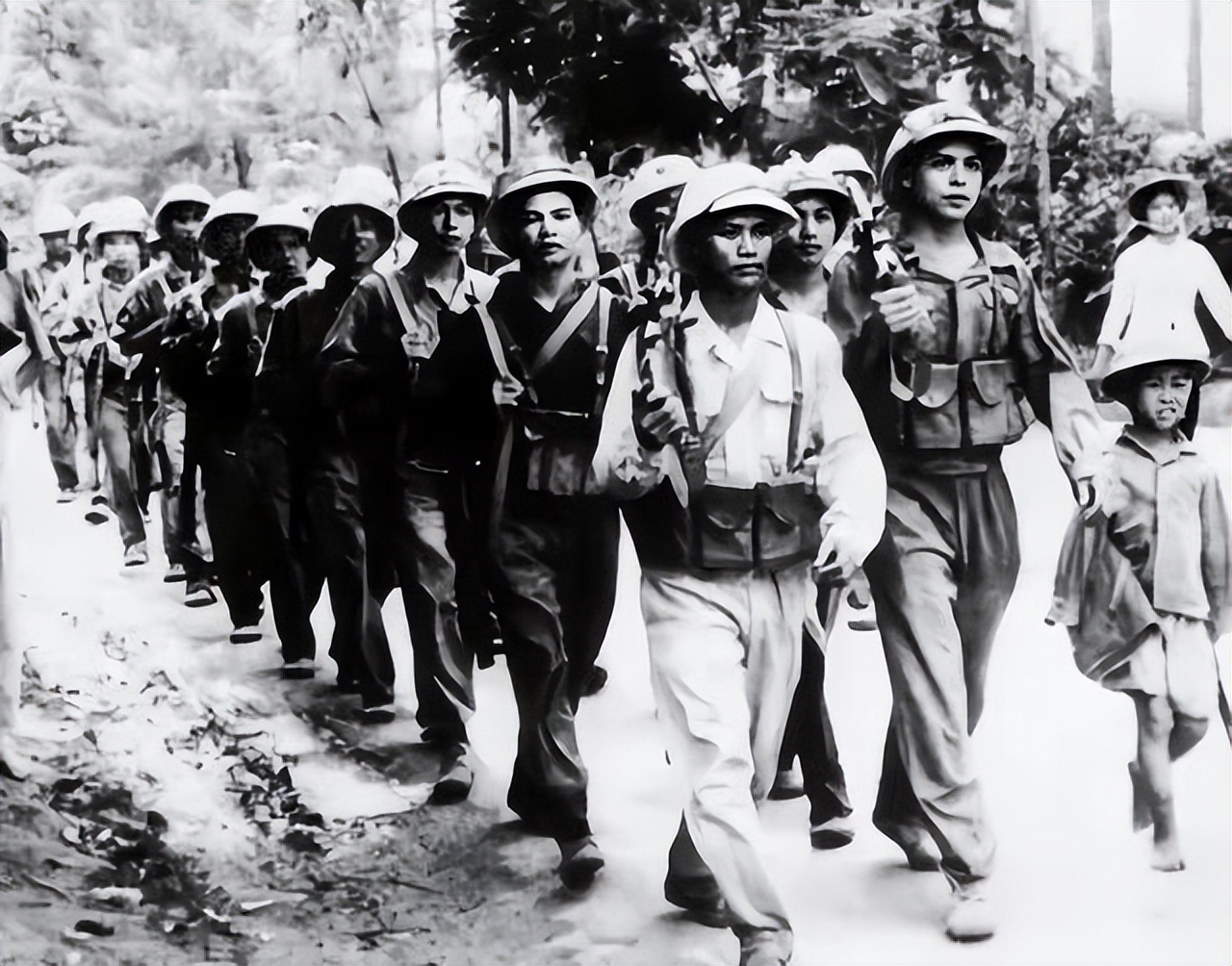 1977年黎笋访问中国,黎笋访问中国几次