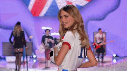 足球世界杯超模走秀,世界杯足球宝贝超模