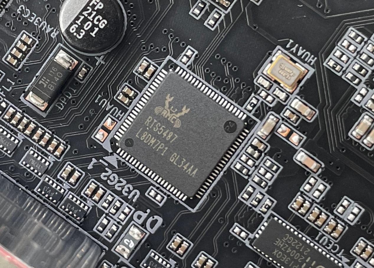 技嘉z790超级雕主板有几种规格,技嘉z790m小雕主板详解