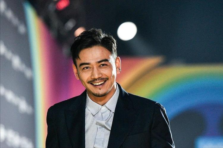 杨烁和限薪令,杨烁限薪令出来了吗