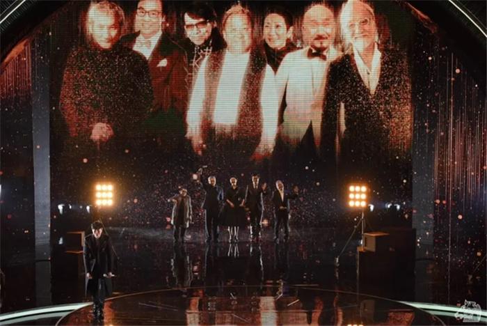 许冠杰访谈节目完整版周润发,周润发许冠杰演唱会完整版