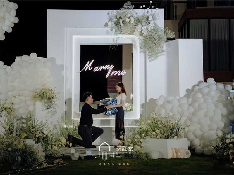 昆明求婚策划多少钱一场,找专业团队策划一场求婚要多少钱