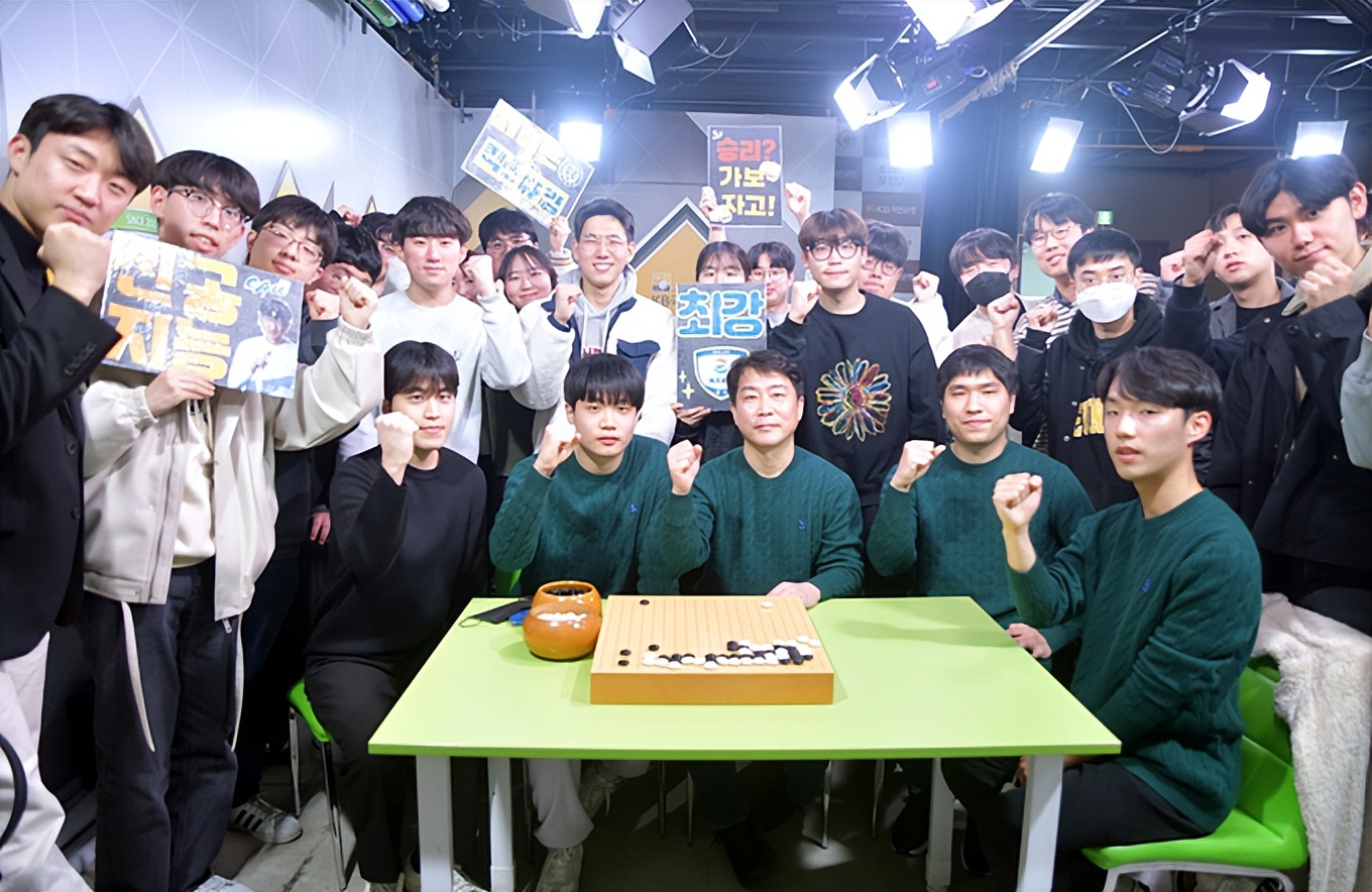 韩国联赛胜利姿势千奇百怪引入大学生助威团超时负也能改判