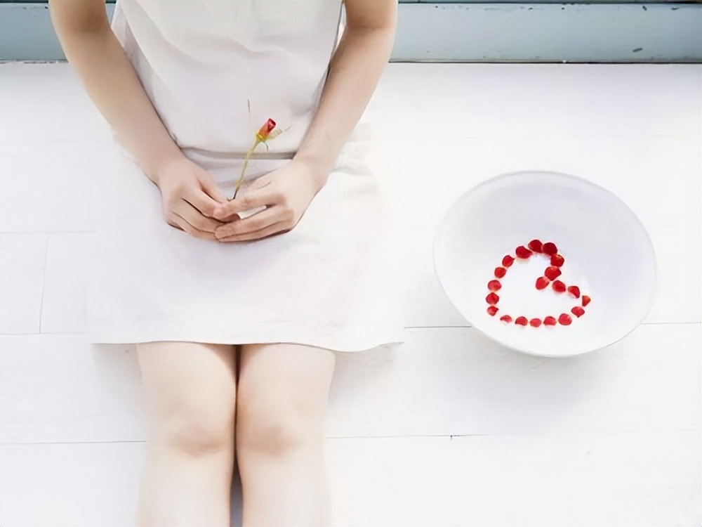 女性阴道有白色泡沫排出，究竟是怎么回事？要正确认识！