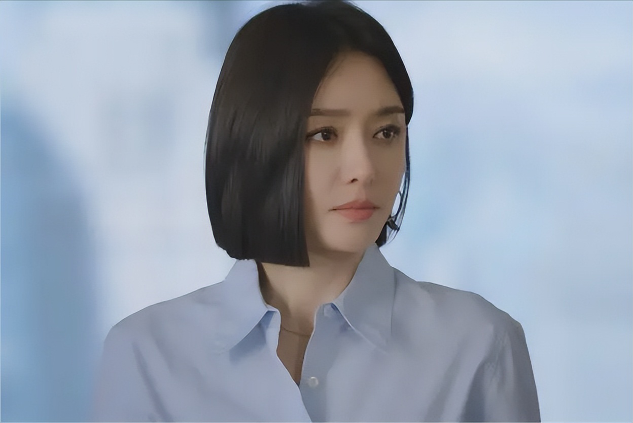 好家伙！开播拿下榜单第1，爱奇艺重磅强推，这剧真的越看越上瘾