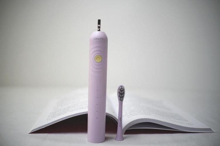 oralb电动牙刷是什么品牌,罗曼电动牙刷是哪个国家的品牌